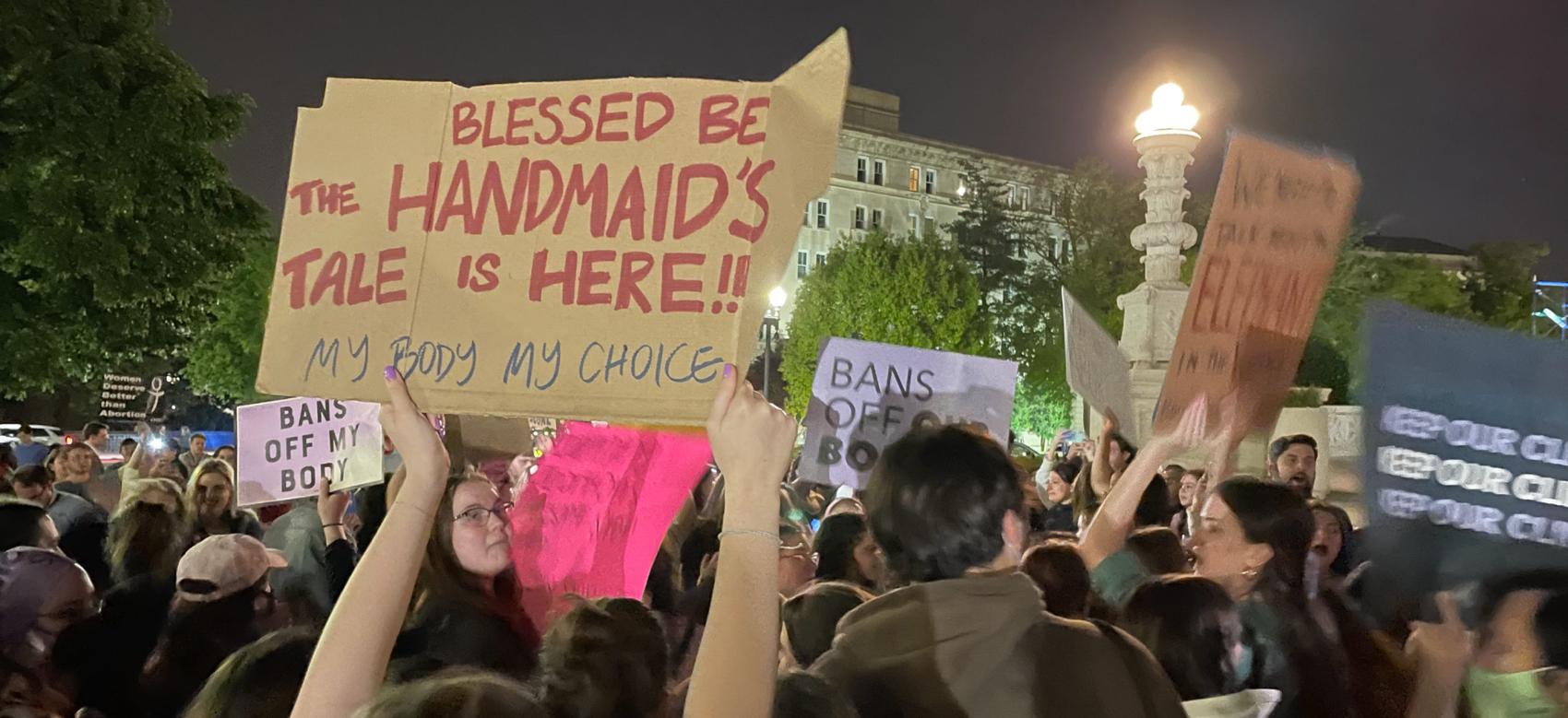 Protesters at US Supreme Court on the evening of May 2, 2022