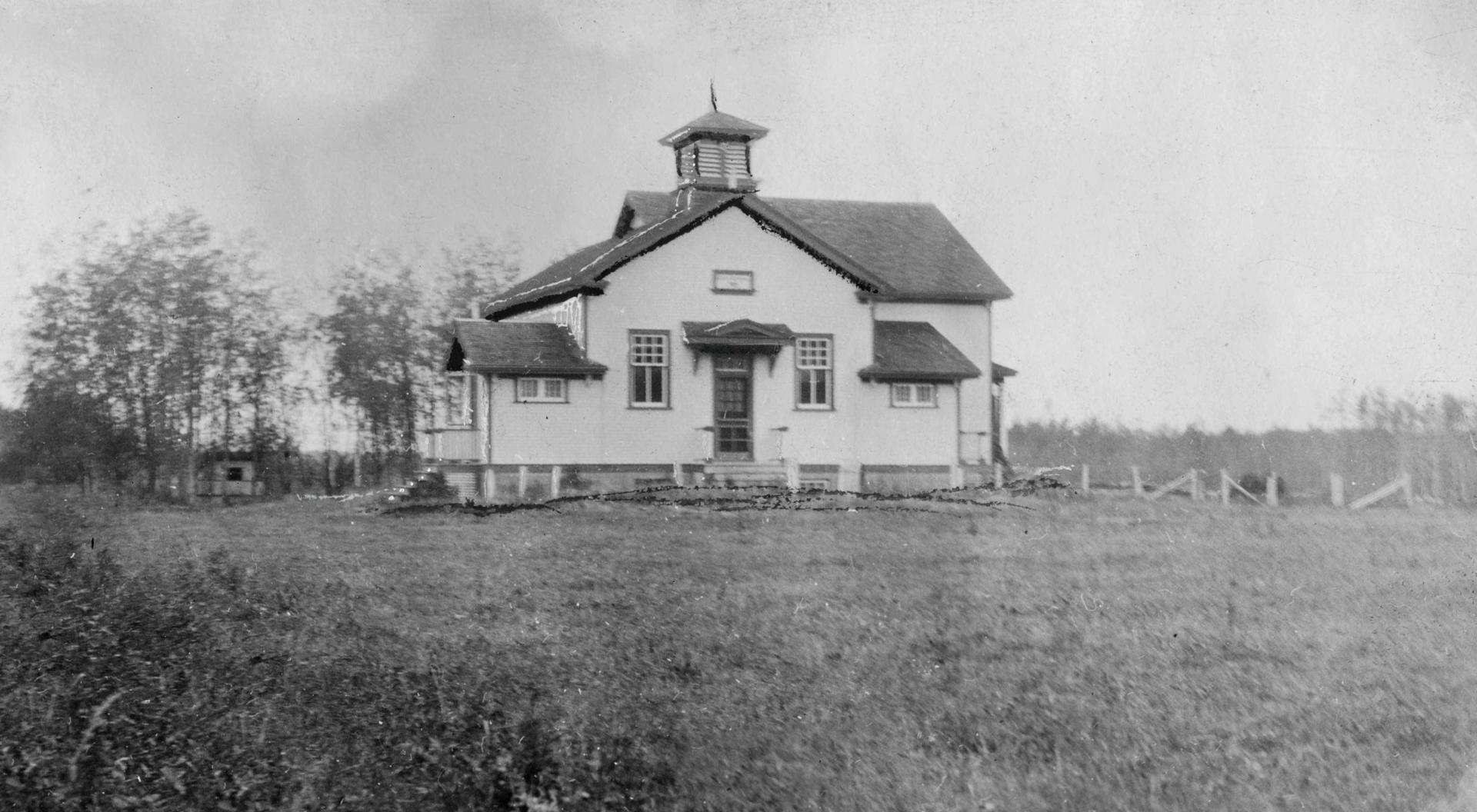An archival photo of the Cote Improved Federal Day School in Saskatchewan